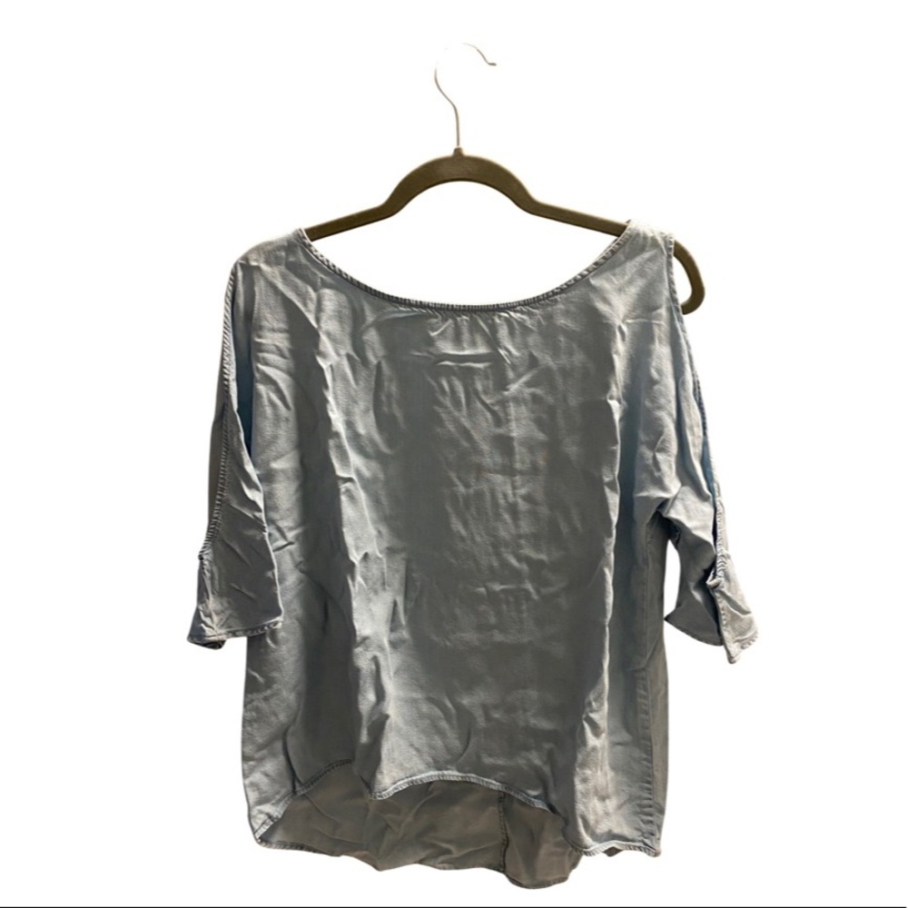 Emma & Olivia sleeve cutout shirt